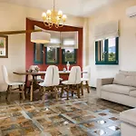 Villa Estrellas Luxury Villas