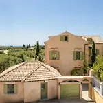 Estrellas Luxury Villas