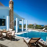 Estrellas Luxury Villa *