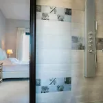 Estrellas Luxury * Svoronata