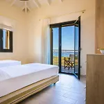 Estrellas Luxury Villa Svoronata