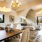 Estrellas Luxury *