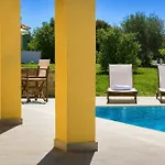 Estrellas Luxury Вилла
